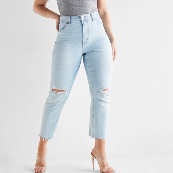 NWT Express Size 6 Curvy Super High Waisted Ripped Mom Jeans - Picture 9 of 12